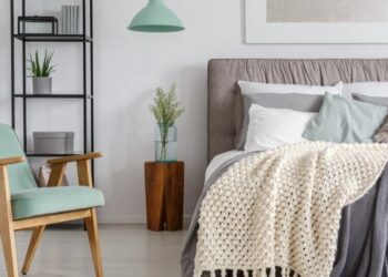 Chuyên gia phong thủy lý giải lý do không nên ngủ quay mặt về hướng bắc