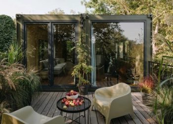 Bất ngờ với vật liệu của ngôi nhà “ngụy trang” giữa công viên cây xanh