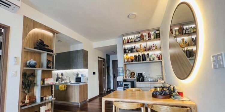 Đầu tư hơn 200 triệu cho căn hộ thô, chàng trai có nhà đẹp đón Tết