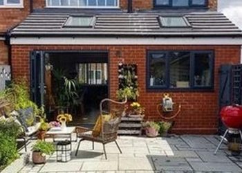 Cặp đôi phá cách, biến ngôi nhà cũ tẻ nhạt thành tổ ấm đẹp như homestay