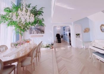 Khám phá nội thất căn hộ có tới 3 khu “bếp” như trong truyện tranh