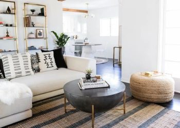 Nội thất căn hộ 100 tuổi bị đập 19 bức tường có gì đặc biệt?