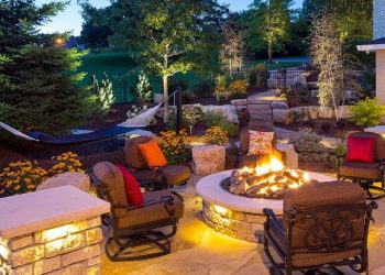 Thiết kế sân vườn bằng đá cho tiểu cảnh sân vườn hiện đại