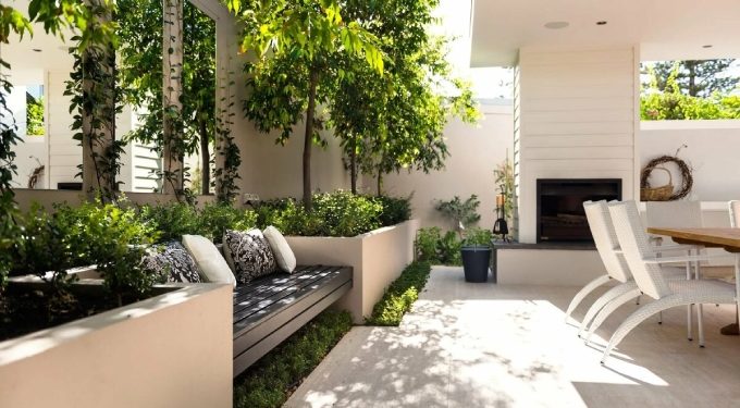 Ý tưởng thiết kế sân vườn rộng tạo nên vẻ đẹp sang trọng cho ngôi nhà